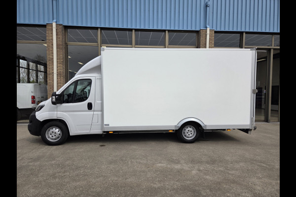 Renault Master / Peugeot Boxer 140 PK Lowliner Laadklep / Oprijklep Lage instap Airco Cruisecontrol