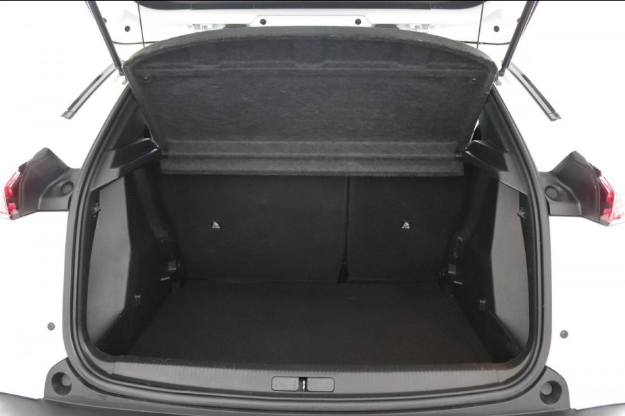 Peugeot 2008 1.2*130PK*AUTOM*NAVI*ECC*HAAK*CRUISE*CARPLAY*