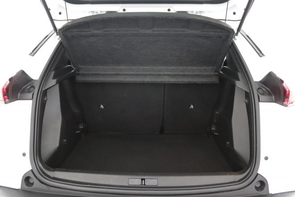 Peugeot 2008 1.2*130PK*AUTOM*NAVI*ECC*HAAK*CRUISE*CARPLAY*