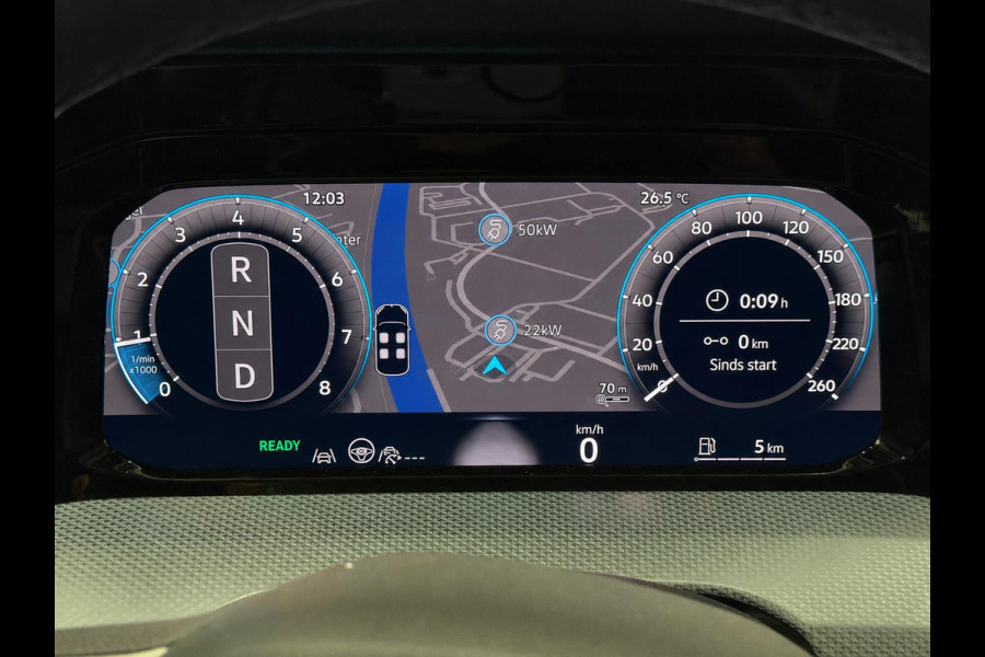 Volkswagen Golf 1.5 eTSI DSG7 Automaat Trekhaak Camera LED IQ Matrix Stoel en Stuurverwarming Adaptive Cruise Control Digitaal Display DAB Apple Carplay Android Auto Climate Control