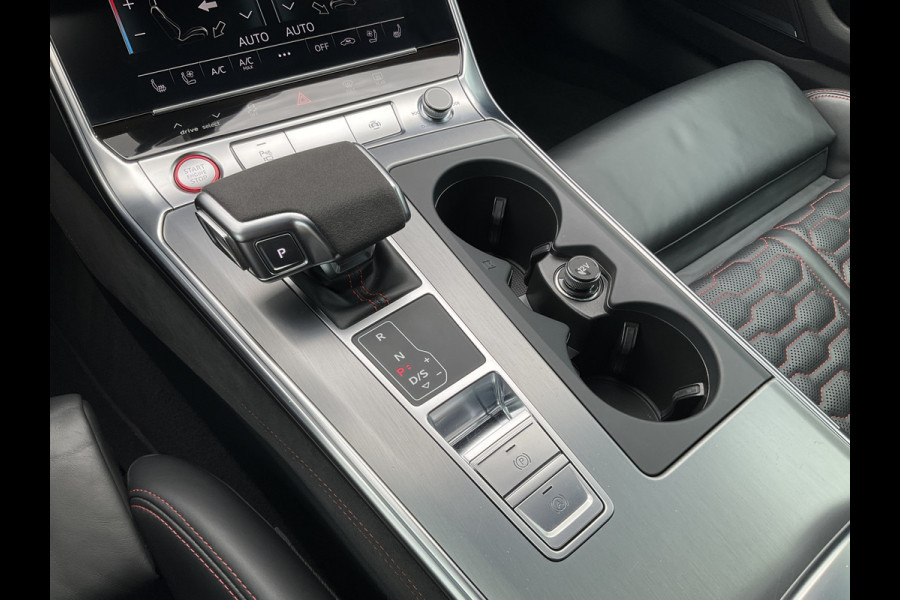 Audi RS6 4.0 TFSI 600PK Ceramic HUD Carbon Nardo 4WS Pano.dak Softclose B&O 360° Dealer-Serviced!