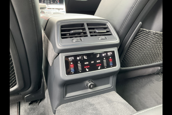 Audi RS6 4.0 TFSI 600PK Ceramic HUD Carbon Nardo 4WS Pano.dak Softclose B&O 360° Dealer-Serviced!