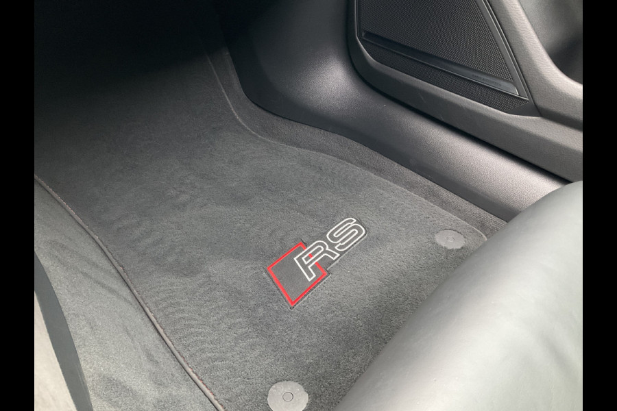 Audi RS6 4.0 TFSI 600PK Ceramic HUD Carbon Nardo 4WS Pano.dak Softclose B&O 360° Dealer-Serviced!