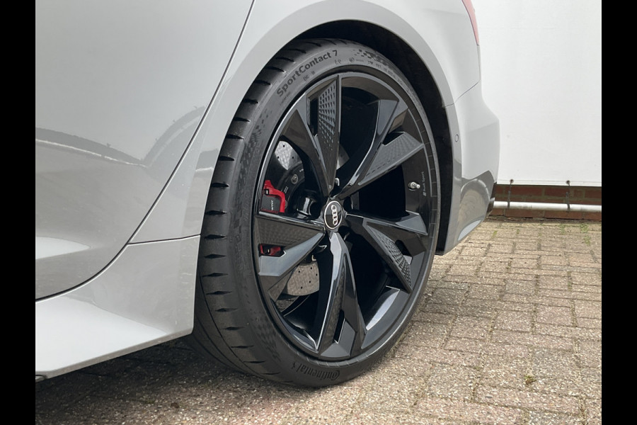 Audi RS6 4.0 TFSI 600PK Ceramic HUD Carbon Nardo 4WS Pano.dak Softclose B&O 360° Dealer-Serviced!