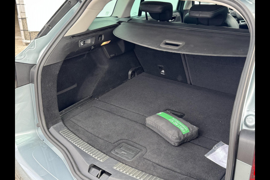 Renault Mégane Estate 1.3 TCe Intens TREKHAAK | AUTOMAAT | NAVI CARPLAY