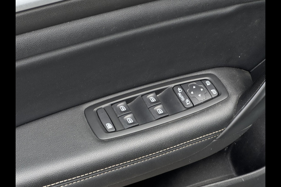 Renault Mégane Estate 1.3 TCe Intens TREKHAAK | AUTOMAAT | NAVI CARPLAY