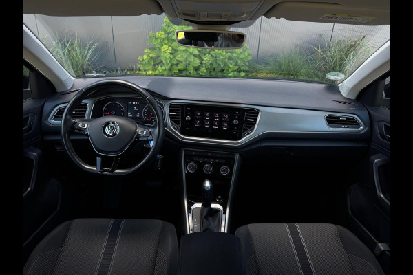 Volkswagen T-Roc 1.5 TSI Style DSG NAVI|PDC|TREKHAAK|AIRCO|MF STUUR|ELEK PAKKET