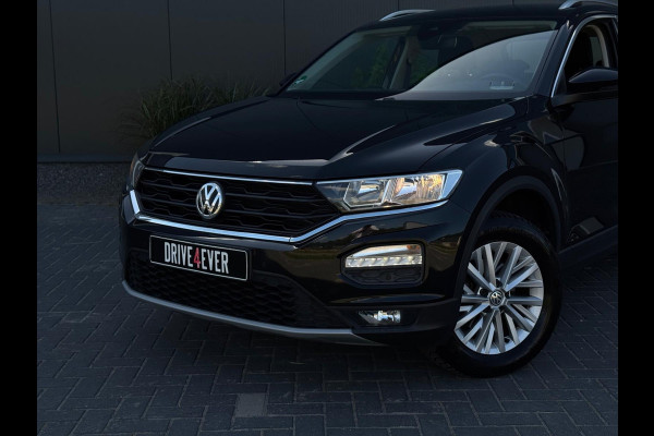 Volkswagen T-Roc 1.5 TSI Style DSG NAVI|PDC|TREKHAAK|AIRCO|MF STUUR|ELEK PAKKET