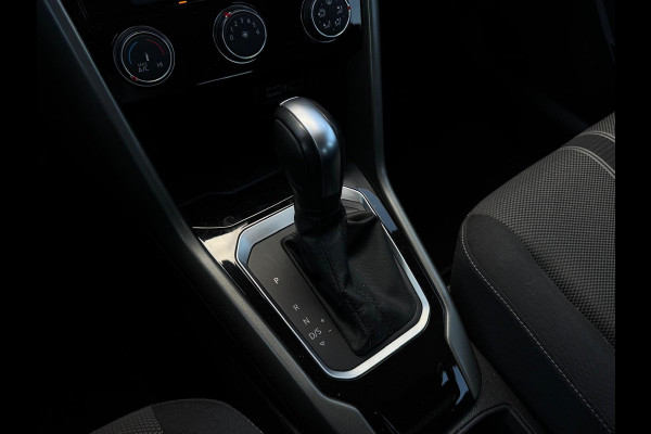 Volkswagen T-Roc 1.5 TSI Style DSG NAVI|PDC|TREKHAAK|AIRCO|MF STUUR|ELEK PAKKET