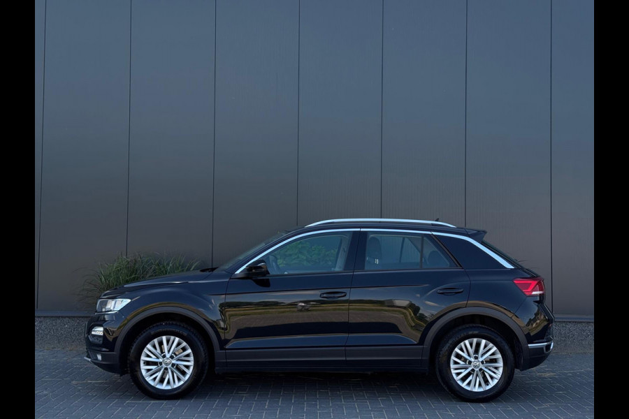 Volkswagen T-Roc 1.5 TSI Style DSG NAVI|PDC|TREKHAAK|AIRCO|MF STUUR|ELEK PAKKET