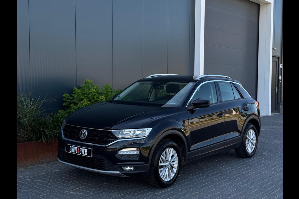 Volkswagen T-Roc 1.5 TSI Style DSG NAVI|PDC|TREKHAAK|AIRCO|MF STUUR|ELEK PAKKET