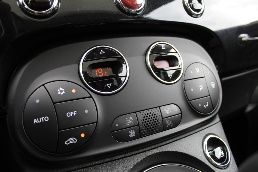 Fiat 500 0.9 TwinAir Turbo Lounge | Lage KM! | Panoramadak | Parkeersensoren | Navigatie