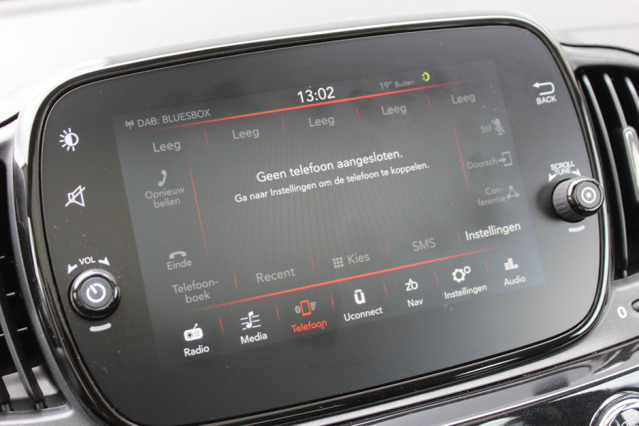 Fiat 500 0.9 TwinAir Turbo Lounge | Lage KM! | Panoramadak | Parkeersensoren | Navigatie