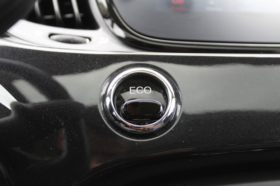 Fiat 500 0.9 TwinAir Turbo Lounge | Lage KM! | Panoramadak | Parkeersensoren | Navigatie