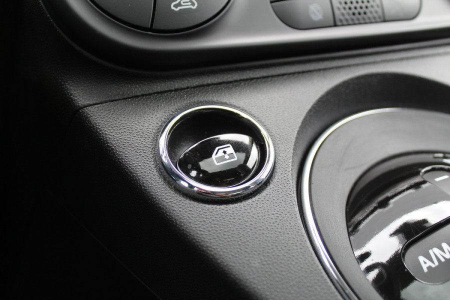 Fiat 500 0.9 TwinAir Turbo Lounge | Lage KM! | Panoramadak | Parkeersensoren | Navigatie