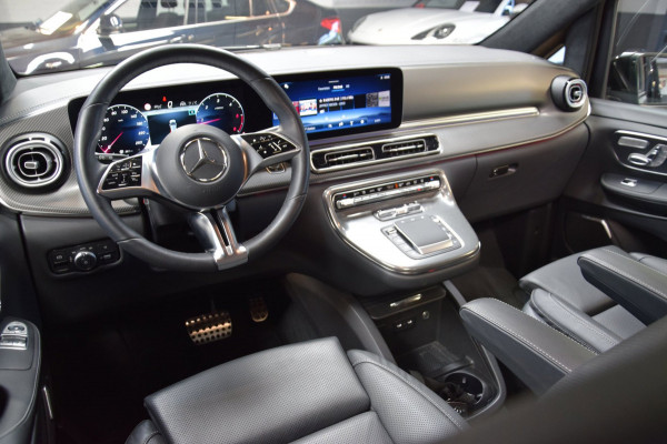 Mercedes-Benz V-Klasse 300d 4 Matic AMG Pakket|1e Eig|Dealer onderhouden|Panoramadak|ACC|