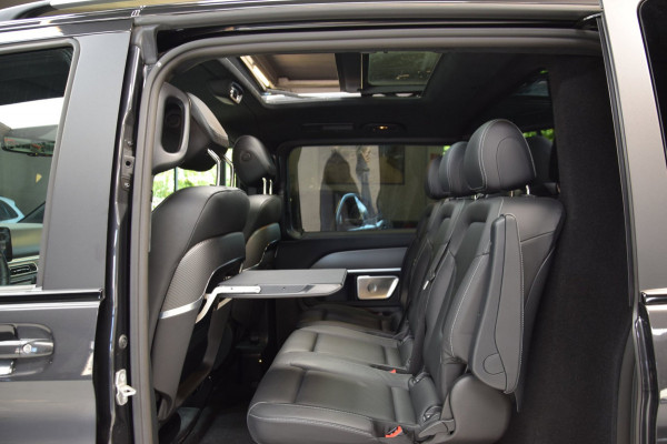 Mercedes-Benz V-Klasse 300d 4 Matic AMG Pakket|1e Eig|Dealer onderhouden|Panoramadak|ACC|
