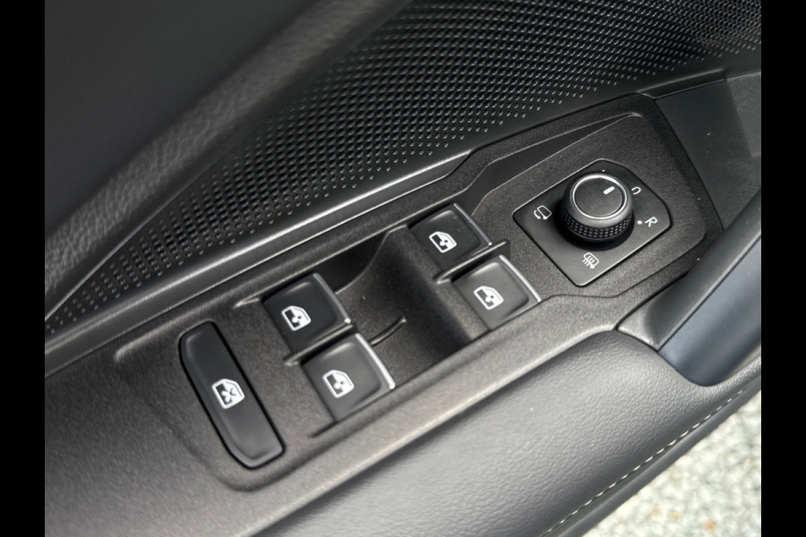 Volkswagen Tayron 1.5 eHybrid PHEV 204PK ELEGANCE 360°CAMERA/NAVI/SFEER.VERL/ELEKTR.KLEP