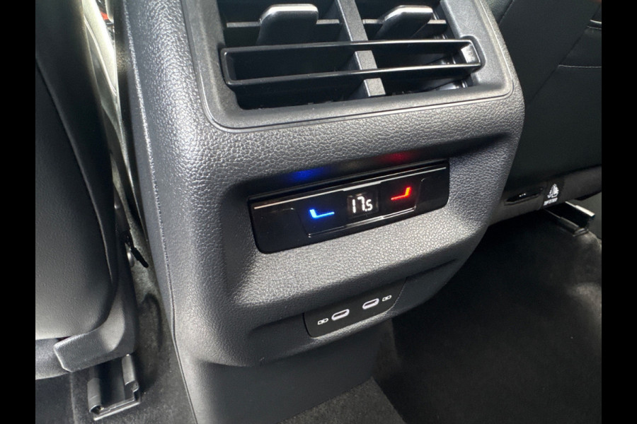 Volkswagen Tayron 1.5 eHybrid PHEV 204PK ELEGANCE 360°CAMERA/NAVI/SFEER.VERL/ELEKTR.KLEP