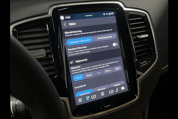 Volvo XC90 2.0 T8 Recharge AWD Ultra Dark Luchtvering | Bowers & Wilkins | Massage | Stoel-/Stuurverwarming | 360 camera | Head-up | 22" wielen | Google