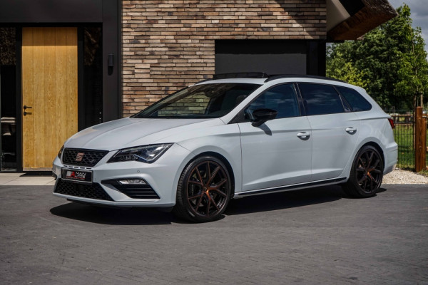 Seat Leon ST Cupra 300 4Drive Pano/Schaalstoel/Dynamic-Grey/DCC/ACC/VOL