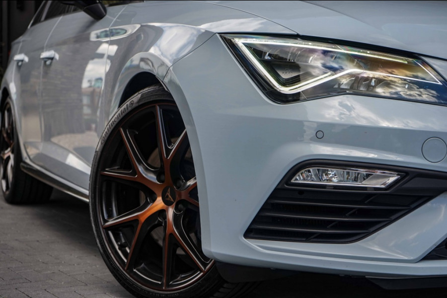 Seat Leon ST Cupra 300 4Drive Pano/Schaalstoel/Dynamic-Grey/DCC/ACC/VOL