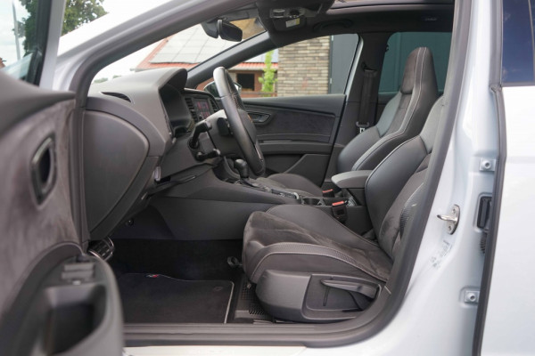Seat Leon ST Cupra 300 4Drive Pano/Schaalstoel/Dynamic-Grey/DCC/ACC/VOL