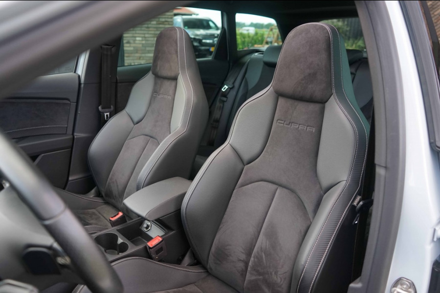 Seat Leon ST Cupra 300 4Drive Pano/Schaalstoel/Dynamic-Grey/DCC/ACC/VOL