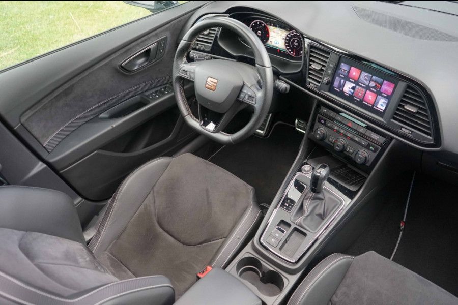 Seat Leon ST Cupra 300 4Drive Pano/Schaalstoel/Dynamic-Grey/DCC/ACC/VOL