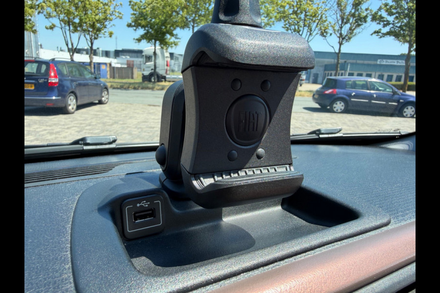 Fiat Panda 1.2 TRUSSARDI Cross, Climate, PDC