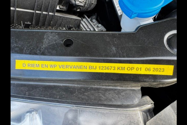 Volkswagen Crafter 35 2.0 TDI 140pk L4 H3 Trendline Automaat Euro 6 157.000km Airco,Navigatie,3 zits