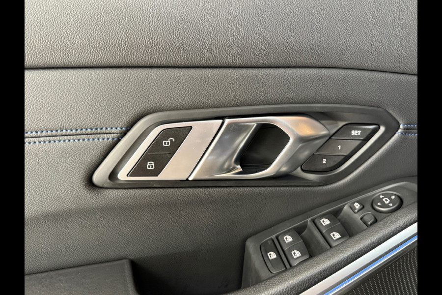 BMW 3 Serie Touring 330e High Executive M-Sport| Panorama | ACC | Trekhaak | 360° Camera | HiFi | Leder/Alcantara | Tansanite Blue