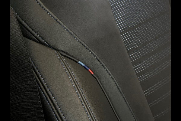 BMW 3 Serie Touring 330e High Executive M-Sport| Panorama | ACC | Trekhaak | 360° Camera | HiFi | Leder/Alcantara | Tansanite Blue