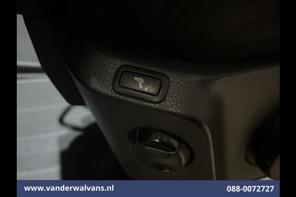 Volkswagen Crafter 2.0 TDI 140pk L3H3 (L2H2) Euro6 Airco | Massagestoel | Camera | Apple Carplay | Cruisecontrol Chauffeursstoel, Android Auto, 2800kg trekvermogen