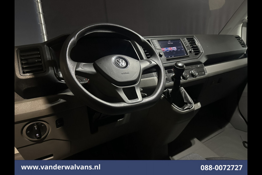 Volkswagen Crafter 2.0 TDI 140pk L3H3 (L2H2) Euro6 Airco | Massagestoel | Camera | Apple Carplay | Cruisecontrol Chauffeursstoel, Android Auto, 2800kg trekvermogen
