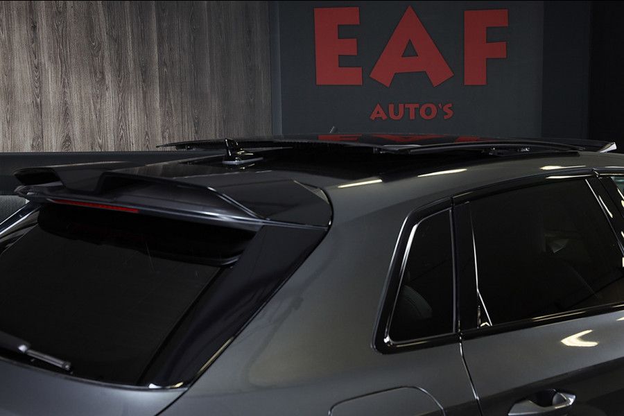 Audi A3 Sportback 45 TFSI e RS3 Look / 245 PK / RS Zetels / B & O / Leder / Lane Assist / Open Pano / Matrix / Virtual Cockpit