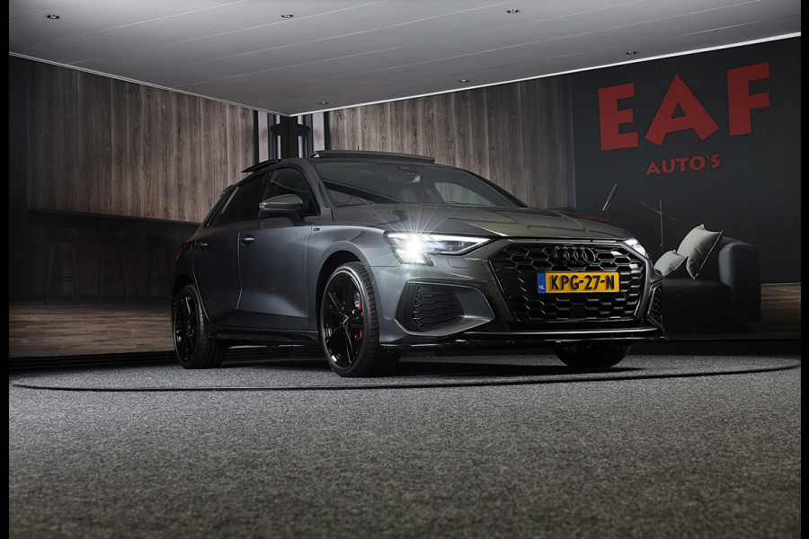 Audi A3 Sportback 45 TFSI e RS3 Look / 245 PK / RS Zetels / B & O / Leder / Lane Assist / Open Pano / Matrix / Virtual Cockpit