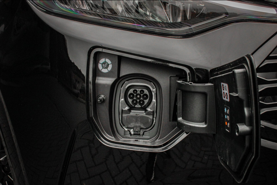 Ford E-Transit Cust. L2H1 Limited 71 kWh 218PK / JB- EDITON / CAMERA / 370KM RANGE / APPLE CARPLAY /DRIVERS- PACK /FULL OPTION