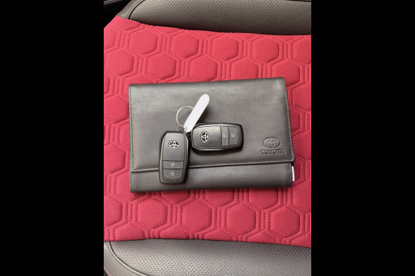 Toyota Aygo X 1.0 VVT-i S-CVT Undercover JBL Navi Leder 18'' ACC Clima Keyless