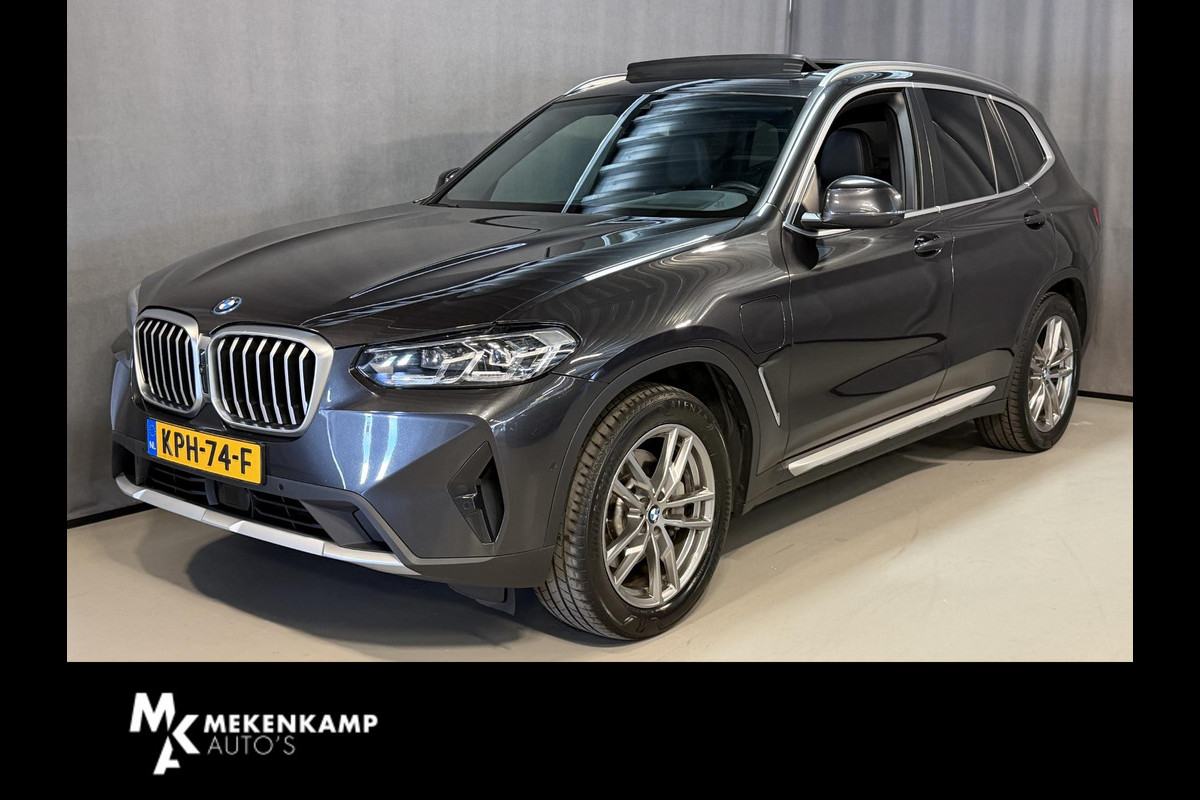 BMW X3 xDrive30e 19"/Trekhaak/Leder + memory/Adaptieve cruise/Keyless/Dodehoek/Head-up/360 camera/HiFi/LED/Sfeerverlichting