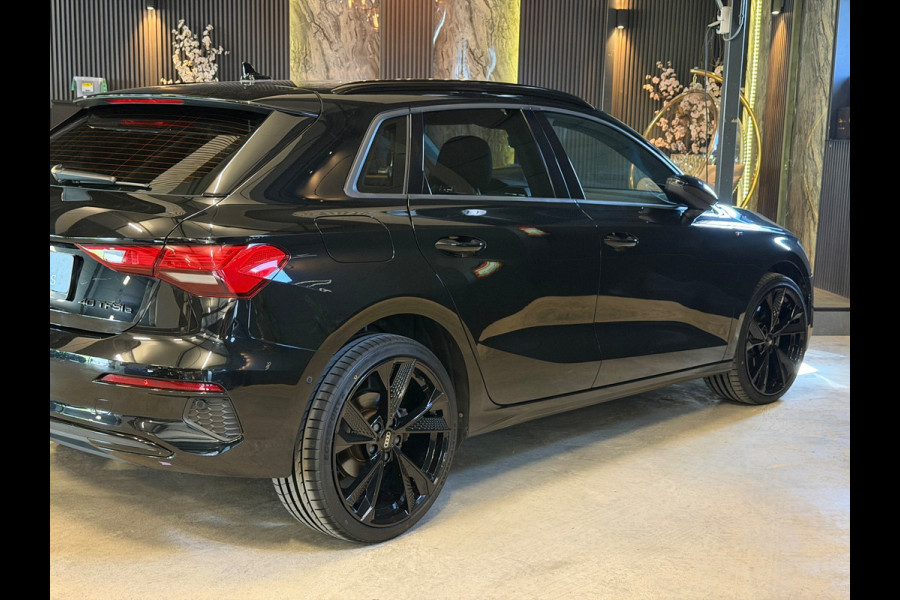 Audi A3 Sportback 40 TFSI e Black pakket