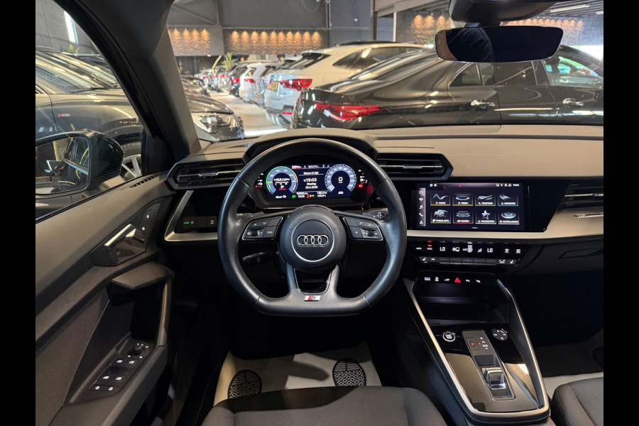 Audi A3 Sportback 40 TFSI e Black pakket