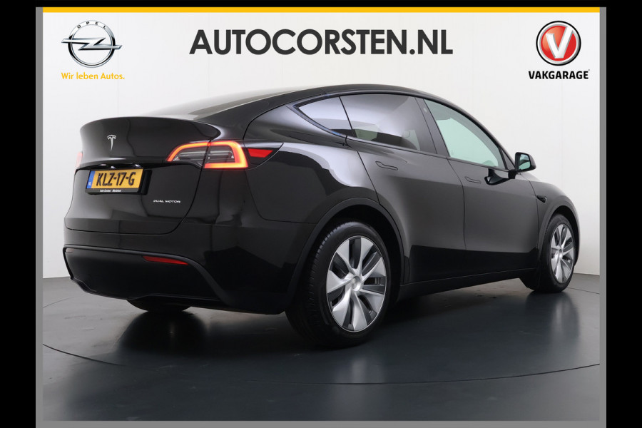 Tesla Model Y Long Range AWD 75kWh Warmtepomp Stoel+Stuur+Achterbankverwarming Premium Audio Leder Adap.Cruise Navi Camera's Ecc Keyless Voorv Elek.Achterklep AMD Ryzen™ Google Maps Dog+Kampeer modus Lmv 19" Led Privacy Glas Fabrieksgarantie op Accu en Motor tot 13-4-2031/192.000KM