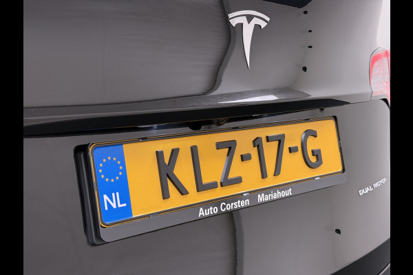 Tesla Model Y Long Range AWD 75kWh Warmtepomp Stoel+Stuur+Achterbankverwarming Premium Audio Leder Adap.Cruise Navi Camera's Ecc Keyless Voorv Elek.Achterklep AMD Ryzen™ Google Maps Dog+Kampeer modus Lmv 19" Led Privacy Glas Fabrieksgarantie op Accu en Motor tot 13-4-2031/192.000KM