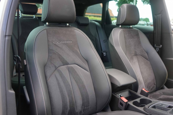 Seat Leon ST Cupra 300 4Drive Pano/DCC/ACC/Virtual/Beats
