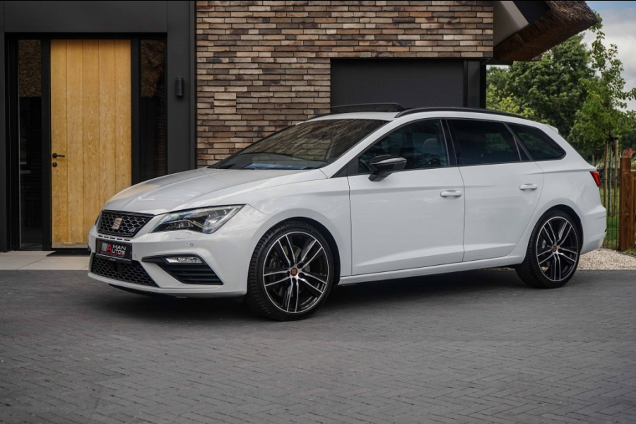 Seat Leon ST Cupra 300 4Drive Pano/DCC/ACC/Virtual/Beats