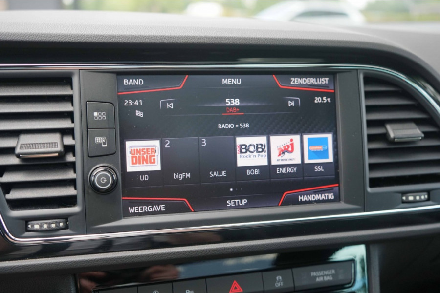 Seat Leon ST Cupra 300 4Drive Pano/DCC/ACC/Virtual/Beats