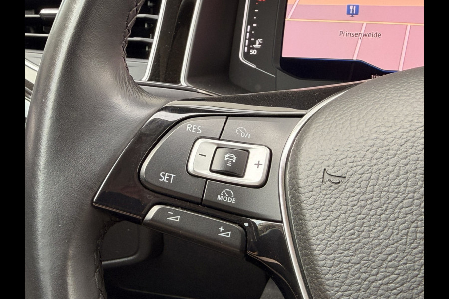 Volkswagen Polo 1.0 TSI Highline Virtual 17'' LED ACC Camera CarPlay Navi Stoelverwarming