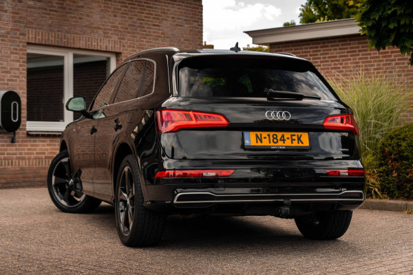 Audi Q5 50 TFSI e Quattro S Edition 300 PK Virtual Keyless Stoelverwarming Elek.Trekhaak 20''
