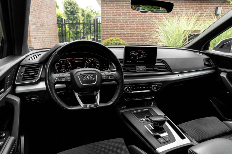 Audi Q5 50 TFSI e Quattro S Edition 300 PK Virtual Keyless Stoelverwarming Elek.Trekhaak 20''